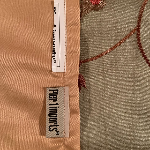 Pier 1 set: 9 pillows, 1 table runner, 2 blankets